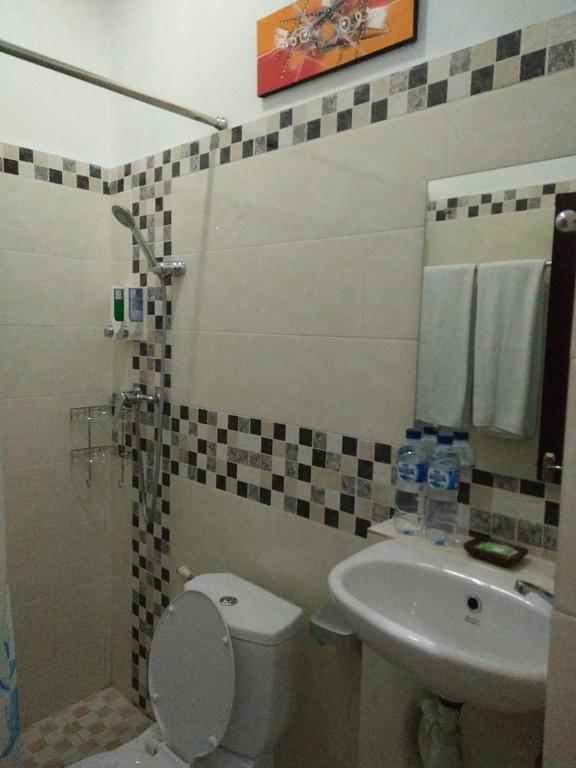 Asta House Hotel Kuta  Exterior photo